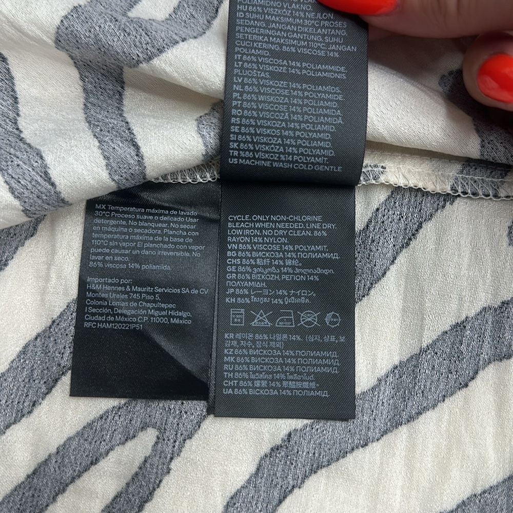 H&M Zebra Stipe Wrap Mini Sundress Vacation - Picture 3 of 9
